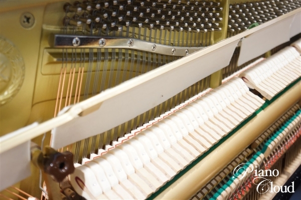 中古アップライトピアノYU30