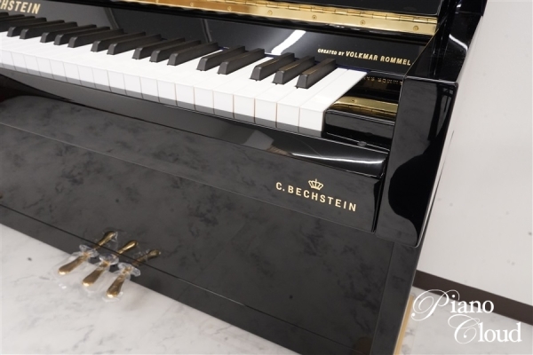 アップライトピアノ R2 Millenium