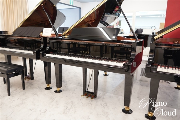 グランドピアノ C3X