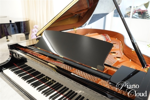 グランドピアノ C3X