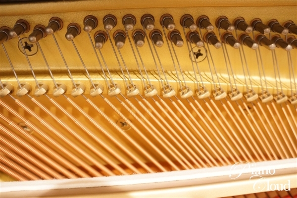 中古アップライトピアノUX300