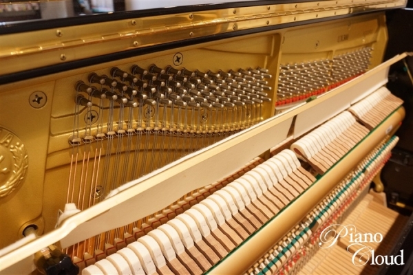 中古アップライトピアノUX300