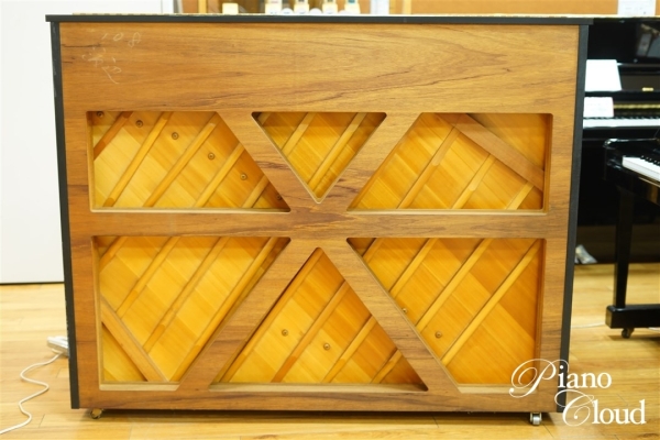 中古アップライトピアノ UX-1