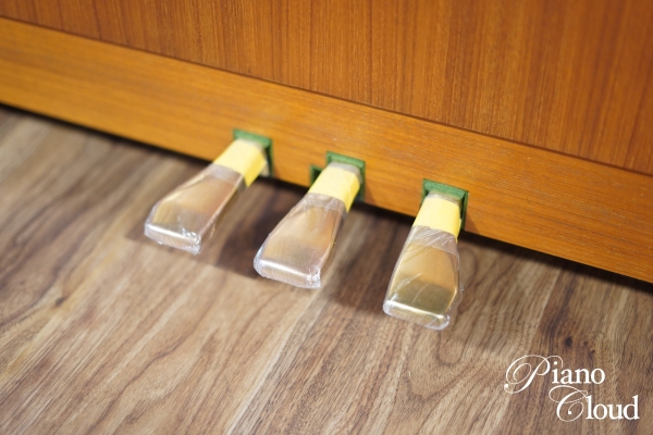 中古アップライトピアノ W107BT