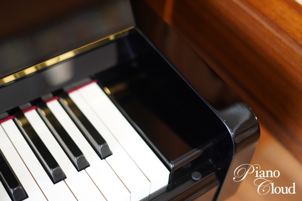 中古アップライトピアノ U10Bl