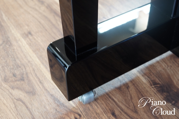 中古アップライトピアノ YU33SH2