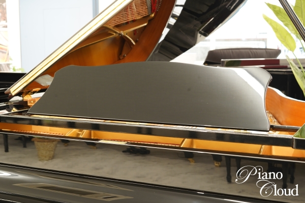 中古グランドピアノ C3E