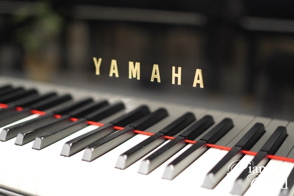 中古グランドピアノ C3E