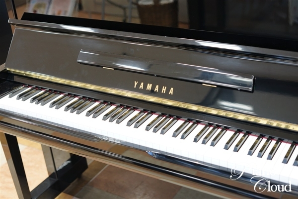 中古アップライトピアノ U30A