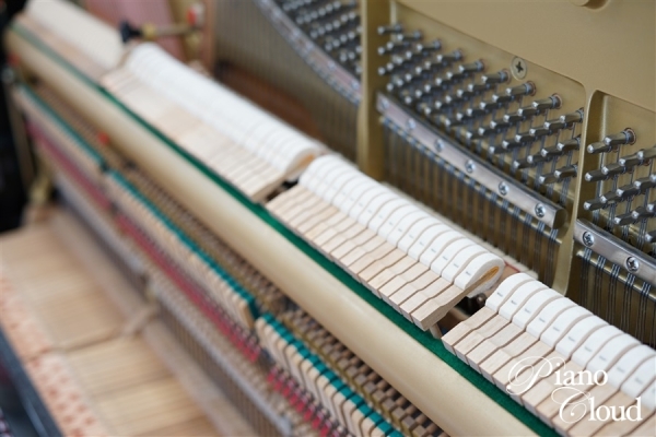 中古アップライトピアノ U30A