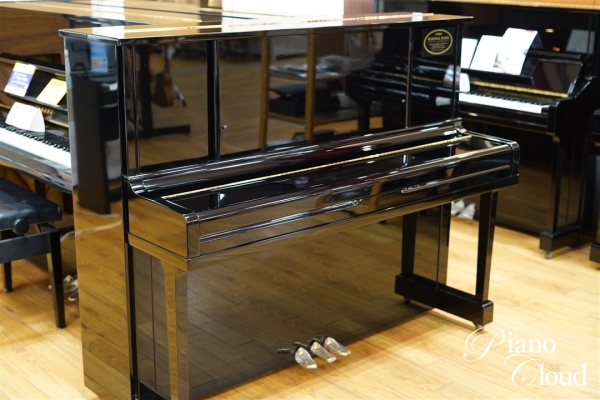 中古アップライトピアノ　UX10Bl