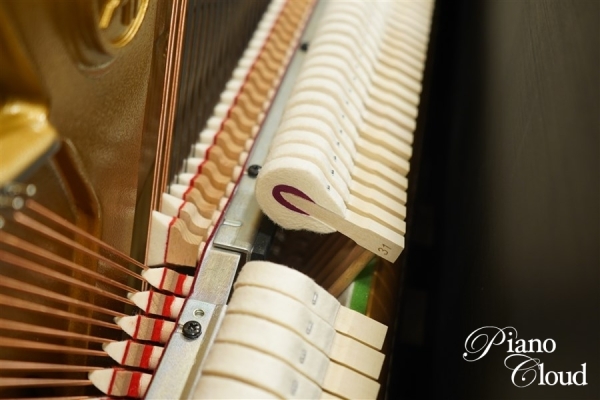 アップライトピアノ　b121TC3