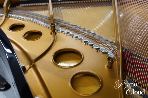 中古グランドピアノO-180