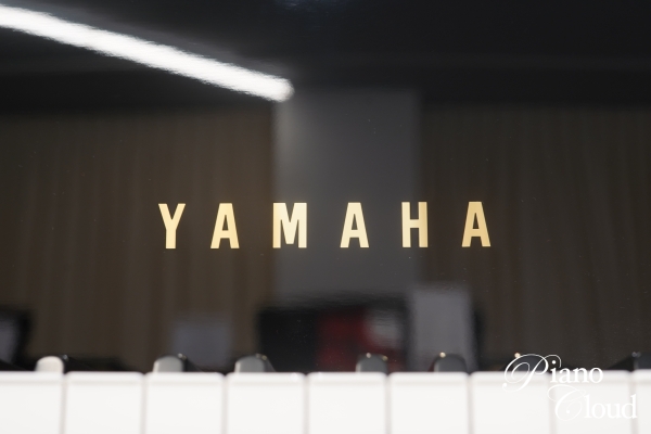 中古グランドピアノ GC1SN