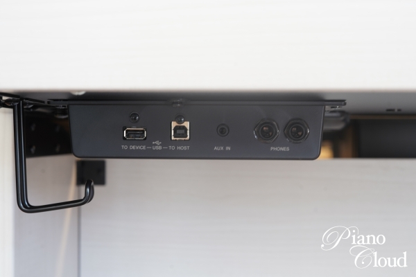 電子ピアノ CLP-845