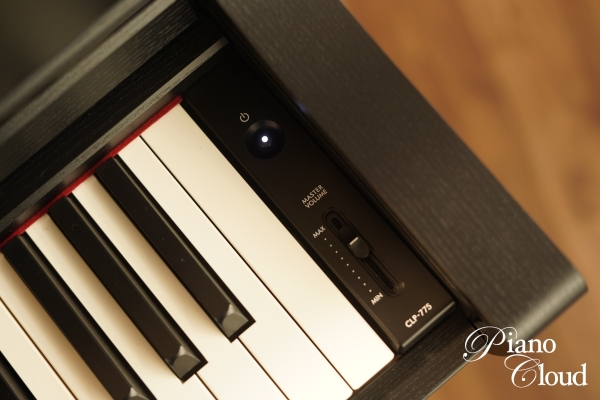 中古電子ピアノ CLP-775B