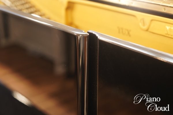 中古アップライトピアノ YUX