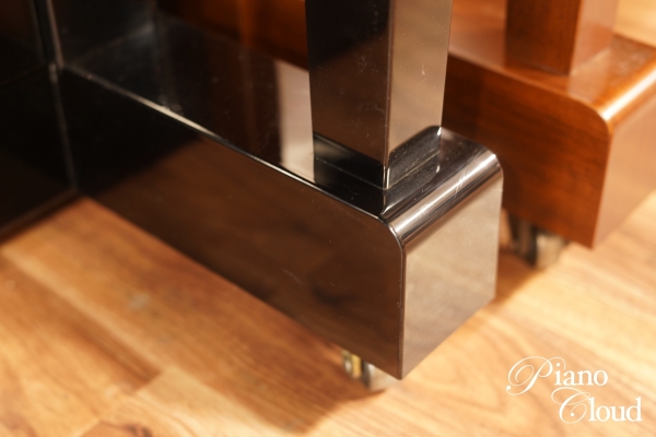 中古アップライトピアノ YUX