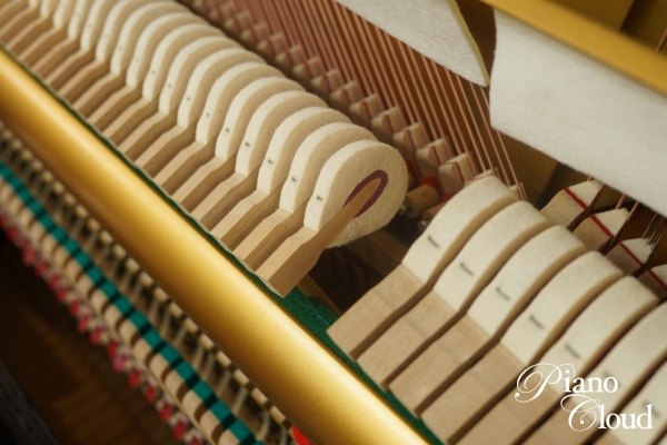 中古アップライトピアノ UX-1