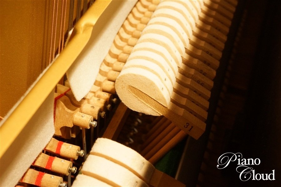中古アップライトピアノMC301