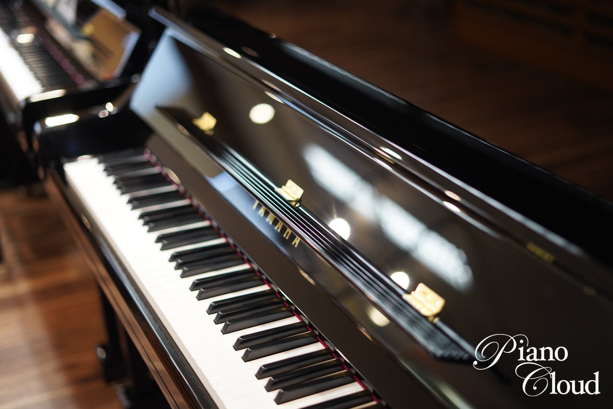 アップライトピアノ YU33