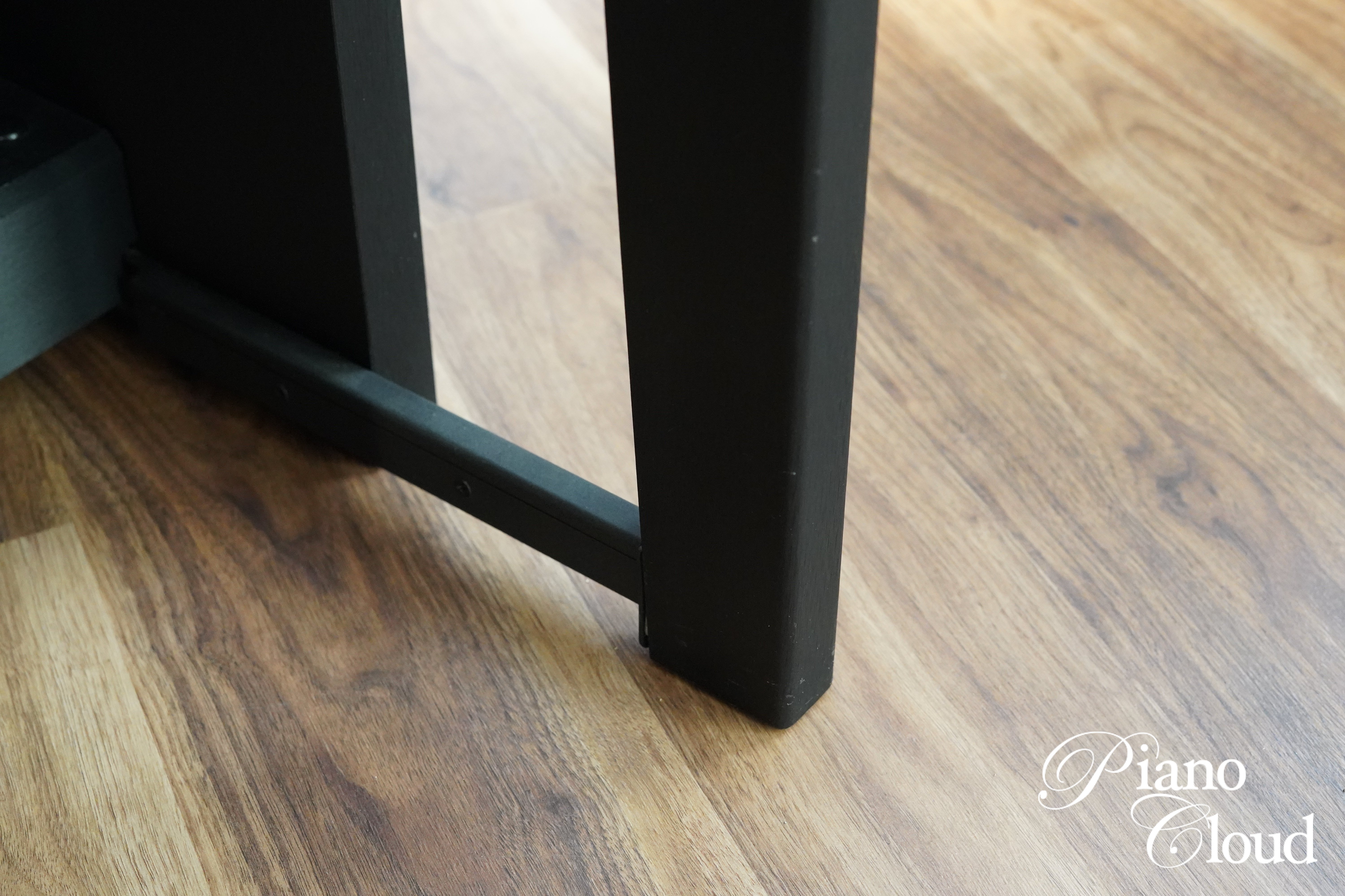 中古電子ピアノ GP300BK