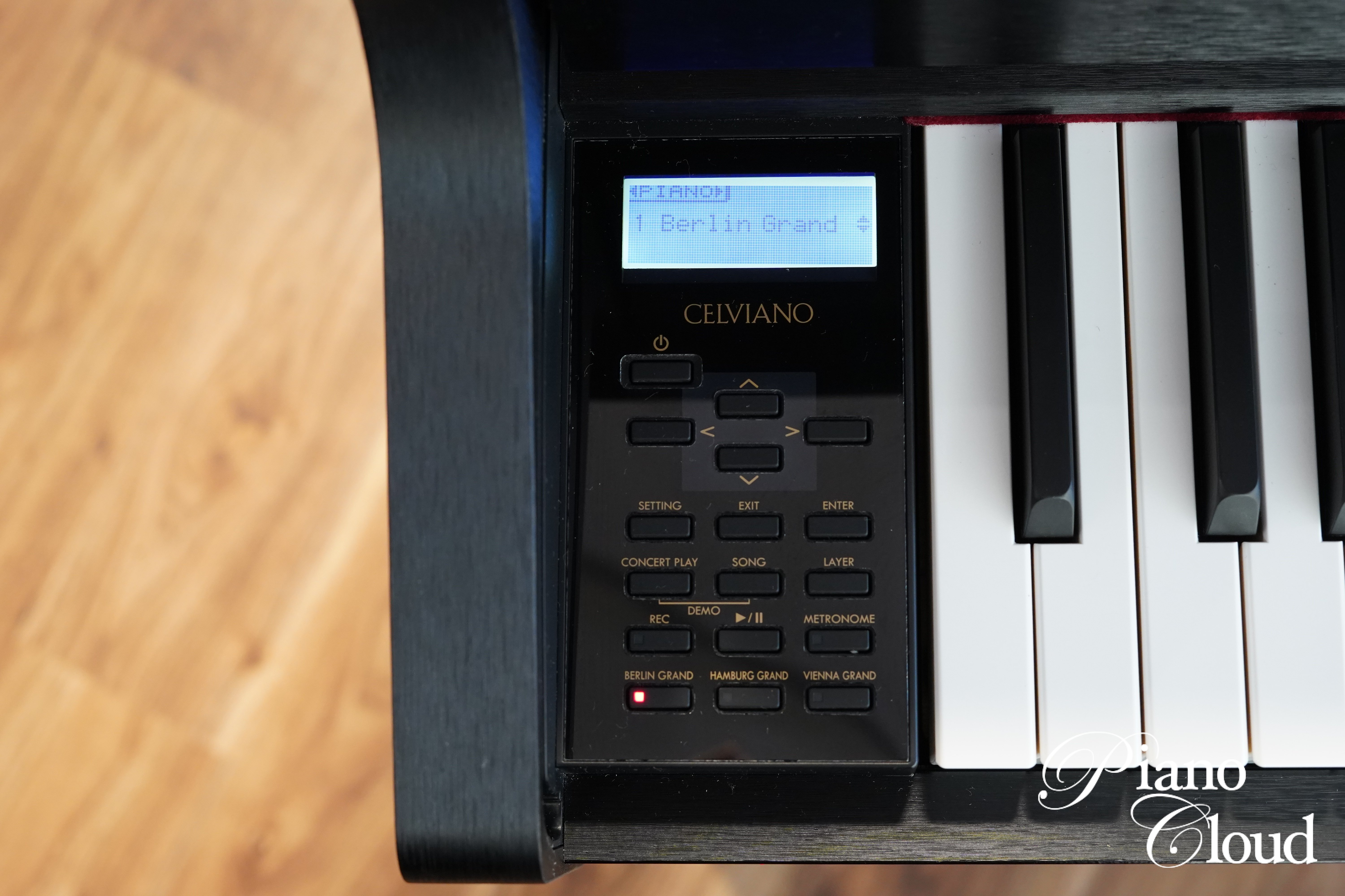 中古電子ピアノ GP300BK