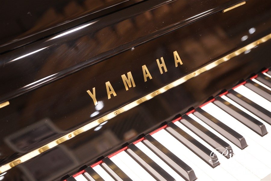 新品アップライトピアノ　b121SC3