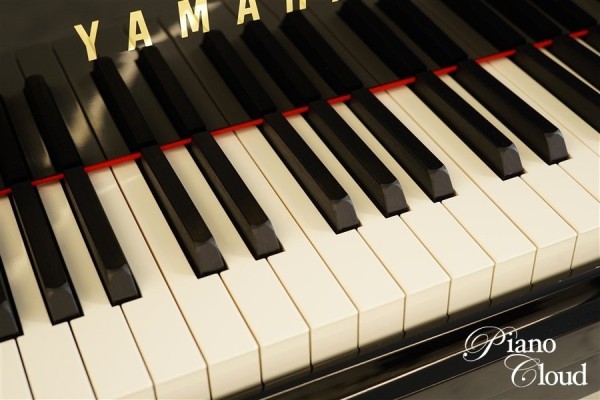 新品グランドピアノ C2X espressivo