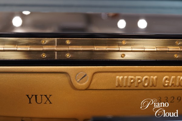 中古アップライトピアノ YUX【レンタル可能】