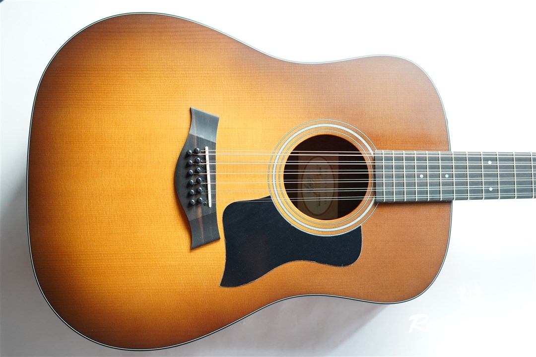 Taylor 150e Walnut - SB | Red Guitars Online Store