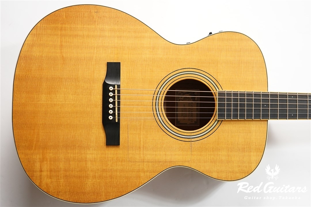 Larrivee OM-03E | Red Guitars Online Store