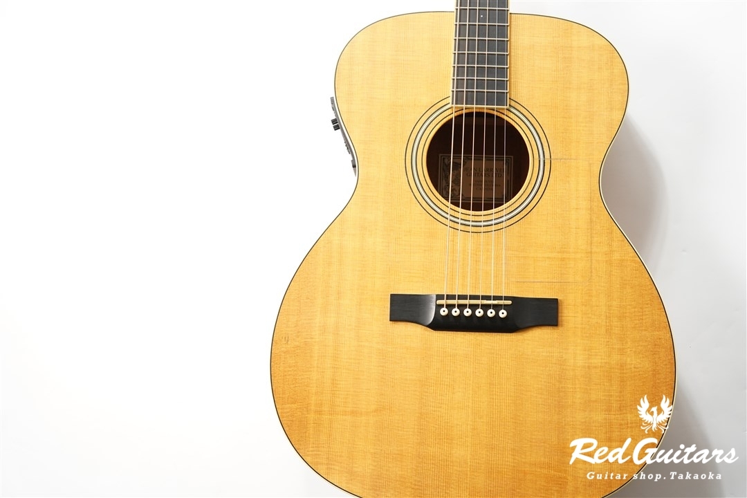 Larrivee OM-03E | Red Guitars Online Store