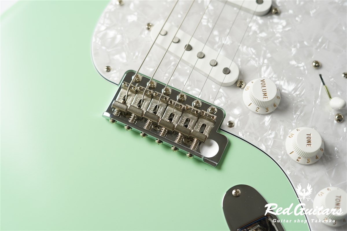 Fender Limited Edition Cory Wong Stratocaster - Surf Green | Red 