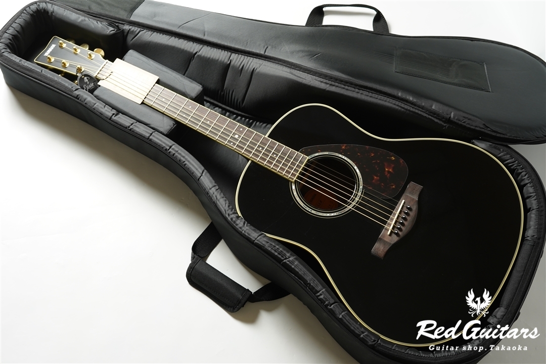 YAMAHA LL6 ARE - Black | Red Guitars Online Store