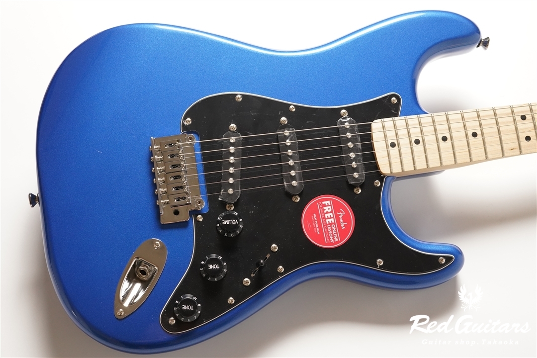 Squier by Fender AFFINITY SERIES STRATOCASTER - Lake Placid Blue | Red  Guitars Online Store