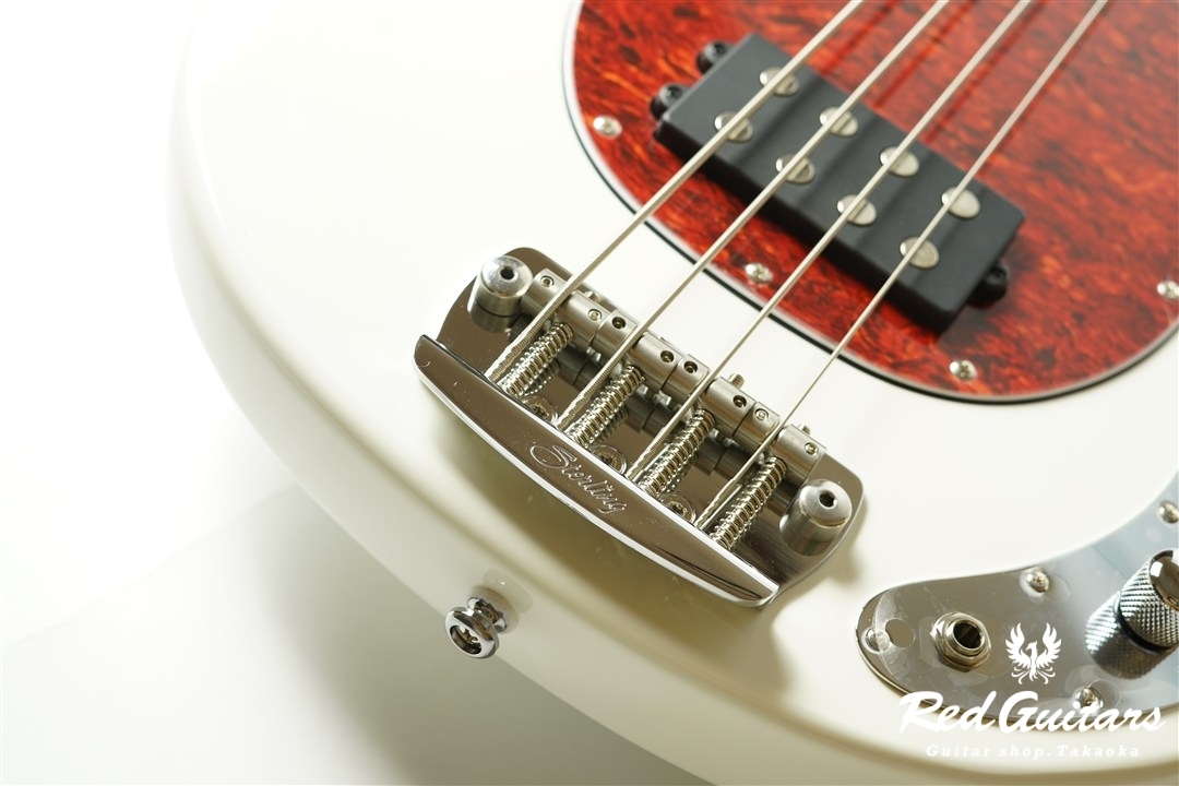 SBMM RAY24CA-OWH-M1 - Olympic White