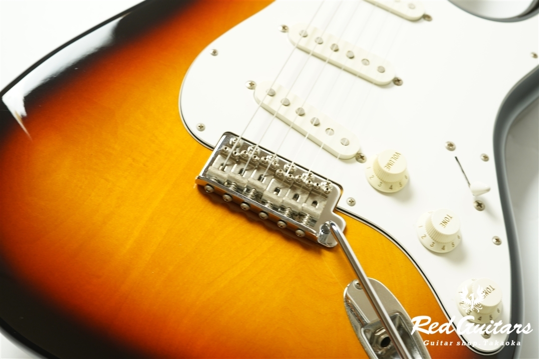 ST-43 - 3Tone Sunburst