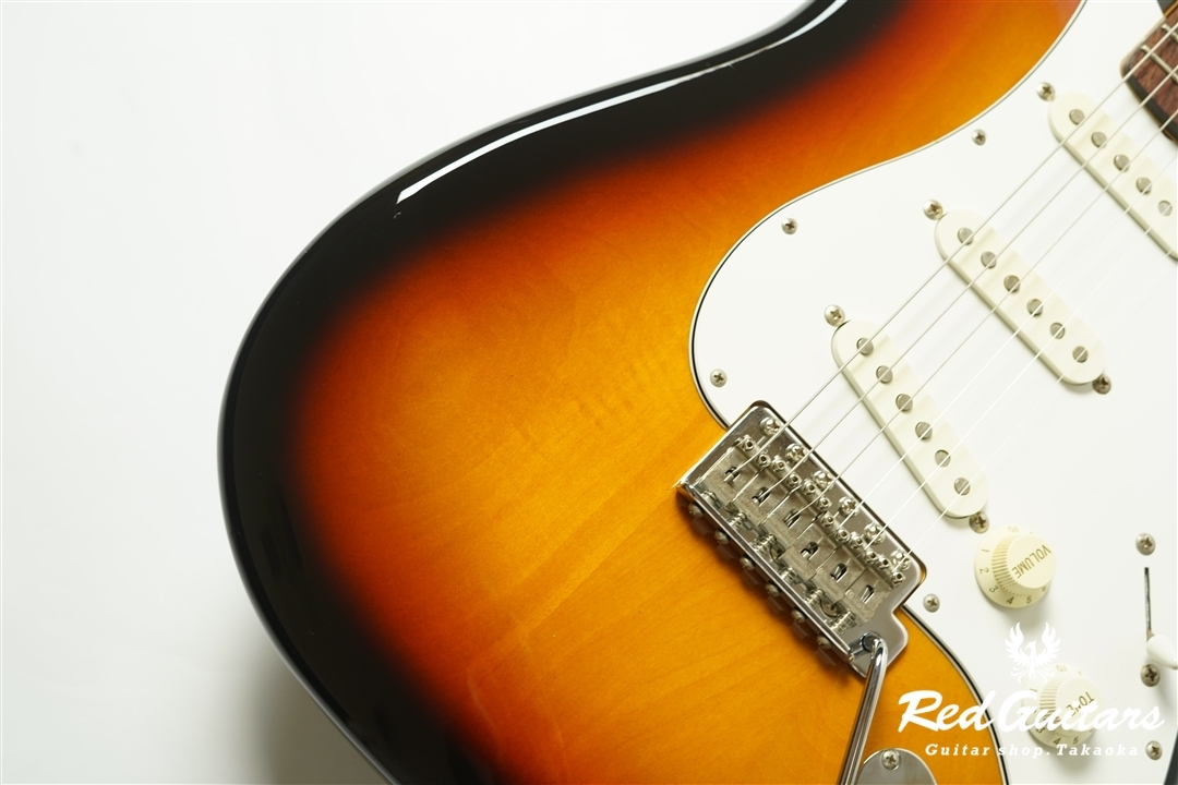 ST-43 - 3Tone Sunburst