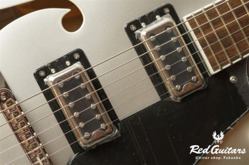 G5420T Electromatic Classic Hollow Body Single-Cut with Bigsby LRL - Airline Silver