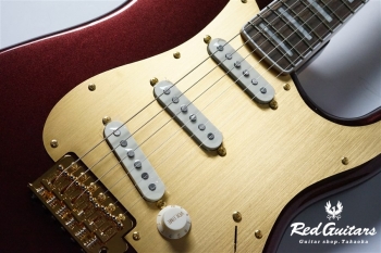 40th Anniversary Stratocaster Gold Edition -   Ruby Red Metallic