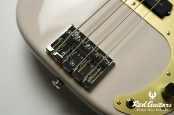 BETA P4 - White Blonde