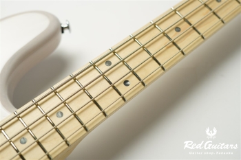 BETA P4 - White Blonde