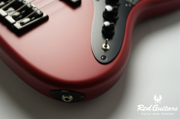 BETA J4 - Kings Red Metallic