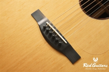 Model OM. Cutaway Cedar/Indian Rosewood