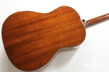 Model AD. Sitka Spruce/African Mahogany
