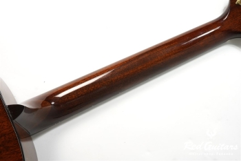 Model AD. Sitka Spruce/African Mahogany