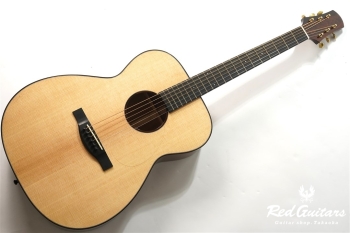 Model OM. Sitka Spruce/African Mahogany