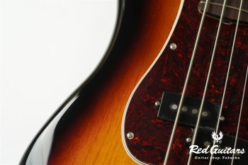 Vintera II ’60s Precision Bass - 3 Color Sunburst