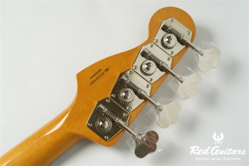 Vintera II ’60s Precision Bass - 3 Color Sunburst